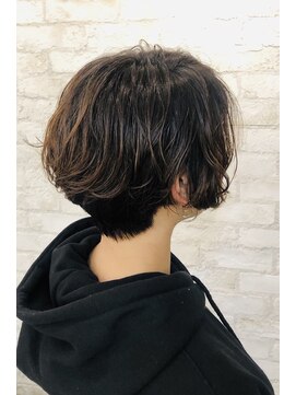 アン ココン(un.cocon) 毛先パーマ/黒髪ハンサムshort 【un.cocon】