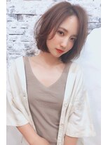 ラウラアンドロー(LAURA&RO) 『LAURA』透け感のある大人ショートボブ☆グレージュ