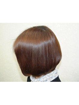 手触り、ツヤ感UP◎ビーワントリートメントやアクアエステでダメージを受けた髪と頭皮にたっぷり水分補給♪