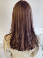 トレパルッキエーレ(tre parrucchiere)&nbsp;［-tre-］ダブルカラー×ピンクベージュ　20代/30代/40代