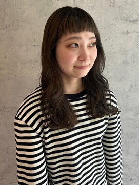 リュミエ ドゥ マッシュ(Lumier de mashu) ぱつっと前髪×ゆるウェーブ