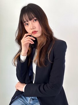 ビーハイブ 一番町店 アヴェダ(BEHIVE) レイヤーを入れたくびれロング