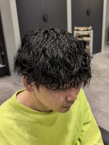 プルーブトウキョウ 渋谷(PROVE TOKYO)&nbsp;波巻きスパイラルパーマラウンドマッシュ刈り上げメンズ