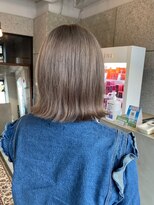 リンダテーラ(Linda tela)&nbsp;【札幌白石】グレージュ/ミディアムヘア/外はね/ダブルカラー