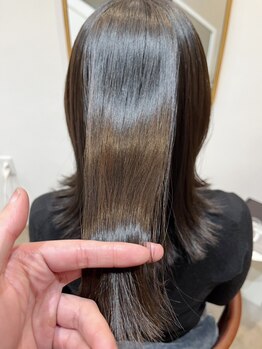 クルン(CULN)の写真/口コミ多数◇髪の状態に合わせた薬剤選定で、自然な仕上がりのストレートヘアを叶える*
