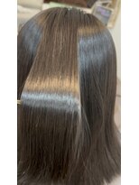 ホットリップ(Hot Lip)&nbsp;しなやかさ抜群のシルキーストレート