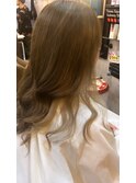 ペールベージュ×セクションカラー×ツートンカラー×バイカラー