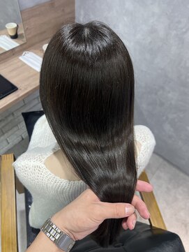 モク(mok) 髪質改善トリートメントダークオリーブグレージュ酸性ストレート