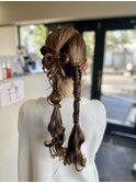 編みおろしツインアレンジヘア♪