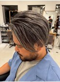 40代ホワイトメッシュハイライトセンターパート