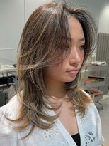 ノラ ウメダ(NORA UMEDA)&nbsp;ハイライトカラー地毛ハイライトレイヤーカットカーテンバング