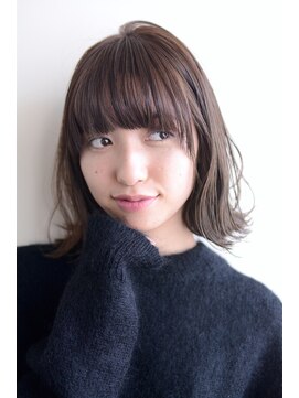 ミラバイグリーン(Mira by green) Pattsun bangs　×　外ハネ　【厚めバング】＃１