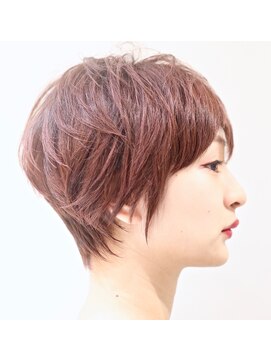 ヘア デザイン リスク(HAIR DESIGN RISK) 【RISK 高橋勇太】シルエットが完璧な大人かわいいショート
