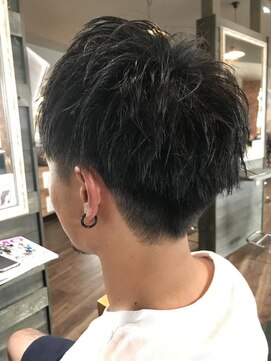 ヘアーデザイン ディードット(Hair design D.) ひし形2ブロックレイヤー