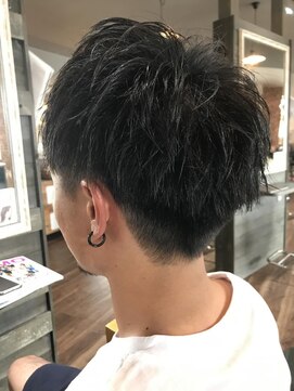 ヘアーデザイン ディードット(Hair design D.) ひし形2ブロックレイヤー
