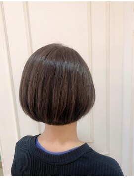 クロップ エス 湘南辻堂(crop es) crop es辻堂　山口　ベージュカラーミニボブ