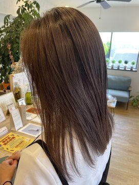 トムヘアー(TOM HAIR) ミディアムスタイル