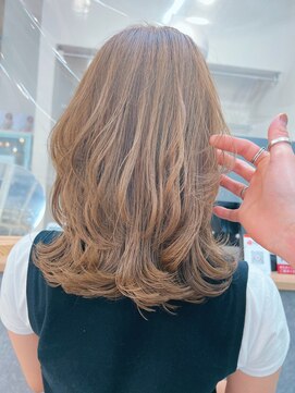 ロウバイレボ 柏(lou by revo) ショートボブ/ミニボブ/マッシュ/切りっぱなし/柏駅