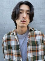 アンニュイセンターパートミディアムショート/刈り上げなし