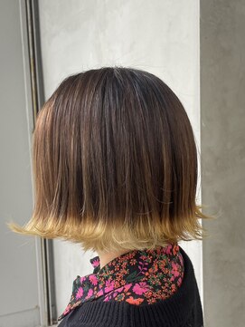 グク(GUK) 切りっぱなしボブx裾カラー