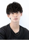 ソフトツイストパーマ束感マッシュウルフショートレイヤーメンズ