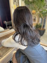 トリア(the tria)&nbsp;韓国ヘア/レイヤーカット/グレージュ/髪質改善