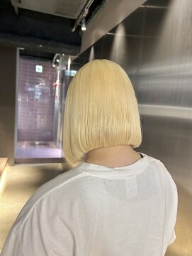 ザ オーダー(THE ORDER) 黒髪/ボブルフ/ネビージュ/小顔/ワンレン/栄/髪質改善/前髪