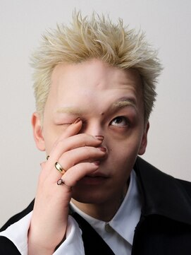 オーシャントーキョー ホワイト 原宿(OCEAN TOKYO WHITE) ボックスショートスパイキーショート