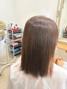 ヘアーサロン ミッセェル サラサラストレートヘア