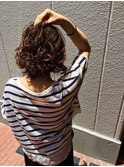 ピンクベージュウェットウェーブボブ
