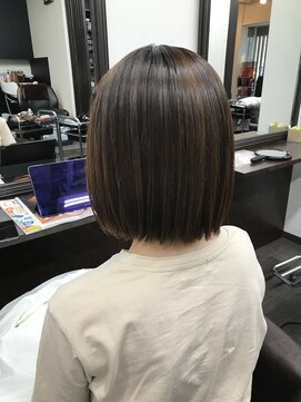 ヘアーサロン アウラ(hair salon aura) aura ストレートスタイル No.3