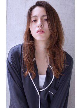 バロンフェム(baLon.fem) 【Stylist 本田愛】濡れ感がおしゃれ＝リラクシーウェーブ