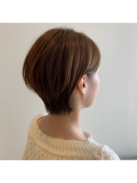 モック(moc) ショートボブ