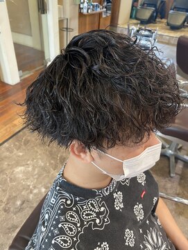 リットジェンツ 千葉(Lit Gents) ツーブロック×波巻きスパイラル【YUSUKE】