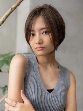 ドットハリス(.Hallis) 20代30代大人可愛い前下がりショートボブ/丸みショート/前髪あり
