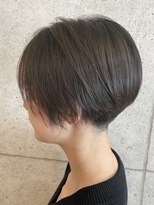 ハイヴ ヘアライン(Hi-ve hairline) コンケーブショート