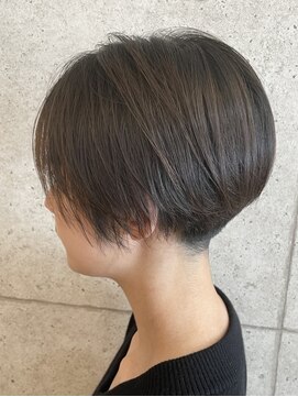 ハイヴ ヘアライン(Hi-ve hairline) コンケーブショート