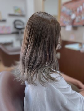 キュアスペース(CURE SPACE) グラデーションカラー風