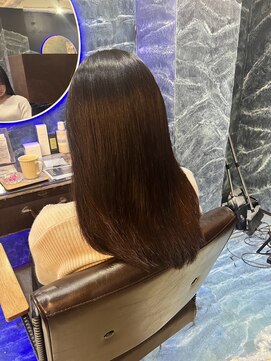 ラズリー(Lazliy) レイヤースタイルに縮毛矯正!