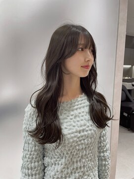 サロウィン 静岡 呉服町通り店(SALOWIN) 顔まわりから流れるスタイル