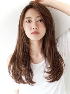 コンティロミー(CONTI ROMMY.) 大人ガーリー◎フェミニンロング◎レイヤーカット内巻きシャギー