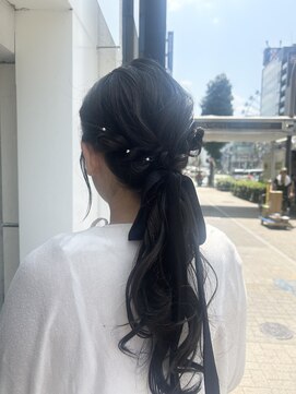 インビテーション(invitation) ベロアポニーアレンジ