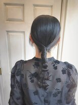 アロマ ヘアー ルーム 新宿3号店(AROMA hair room)&nbsp;ロープポニー/シンプルタイト/大人モードアレンジ