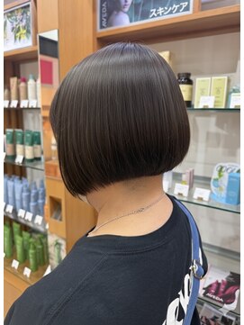 プランタンアヴェダ(printemps AVEDA) きれいめストレートボブ