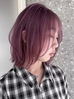 サンク 原宿 表参道(cinq)&nbsp;ヘーゼルベージュバタフライカットミディアムレイヤーカットボブ