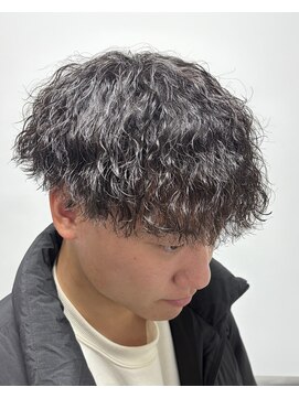 アクロ(ACRO) 広島メンズ/ツイストスパイラル/縦落ちパーマ