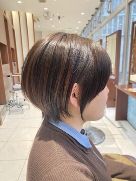 アース 静岡駅前店(HAIR&MAKE EARTH) 小顔ショート