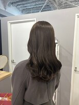 カミエ(kamie)&nbsp;セミロングベージュ × 透明感カラー＆トリートメント
