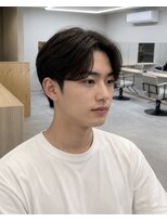 ノーマ(no-ma)&nbsp;【センターパート】直毛・毛流れが出にくい方に