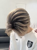 イリ 梅田(ili) 王道ミルクティーバレイヤージュ